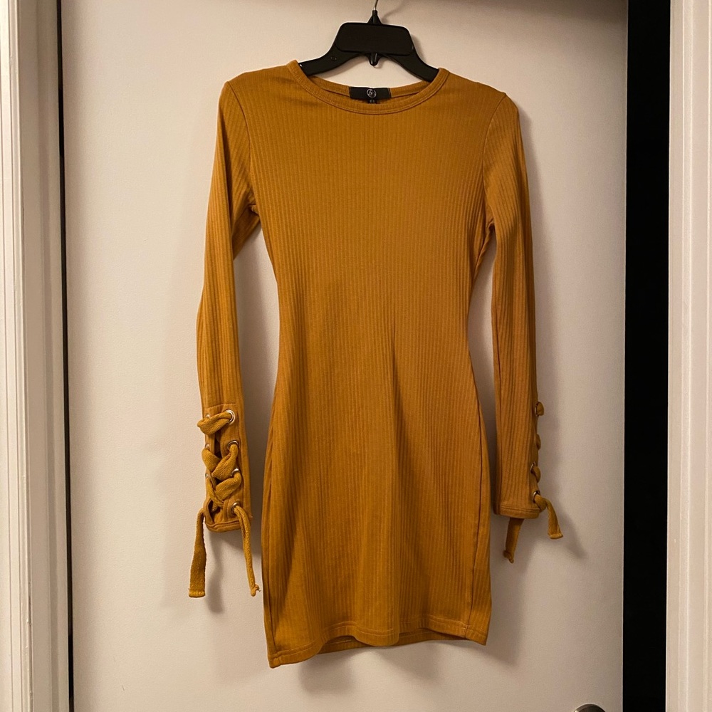 Mustard long sleeve tie detail dress.